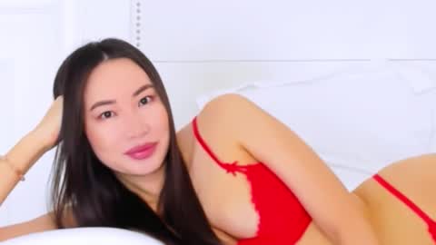 Naomi online show from October 27, 2025, 2:48 am