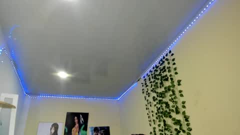 naomy online show from February 13, 2025, 2:01 am