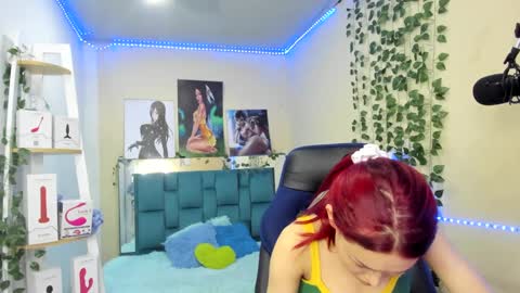 naomy online show from February 26, 2025, 2:26 am