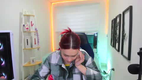 naomy online show from November 9, 2025, 7:45 pm