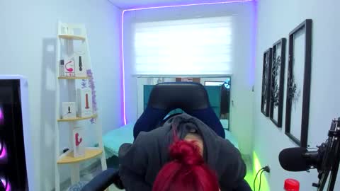 naomy_sex_69 online show from October 31, 2025, 8:21 pm