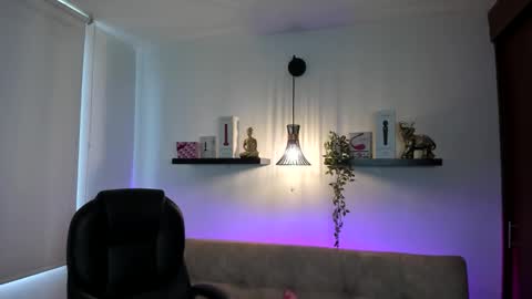 Naomy Stanley online show from March 17, 2026, 7:50 pm