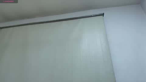 Naomy  online show from December 23, 2025, 3:26 am