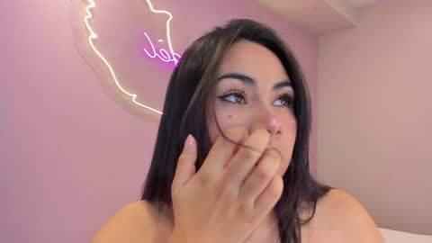 Snapshot of naomymonroe_ chatting on April 22, 2026, 10:39 am Naomy online show from April 22, 2026, 10:39 am