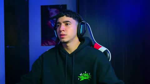 Snapshot of naranjo_seb chatting on November 5, 2025, 3:23 pm sebastian online show from November 5, 2025, 3:23 pm