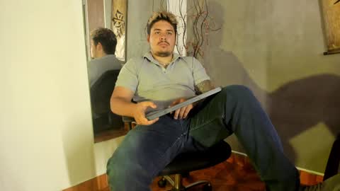 deibyd online show from January 18, 2025, 1:51 pm