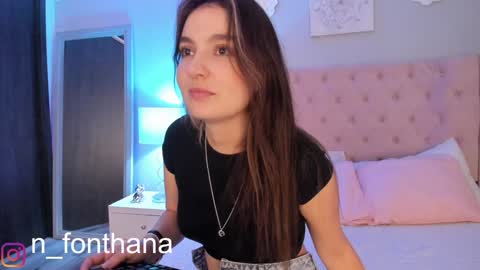 Snapshot of nashlyfontanna chatting on January 14, 2025, 2:22 pm Nashly Fontana online show from January 14, 2025, 2:22 pm