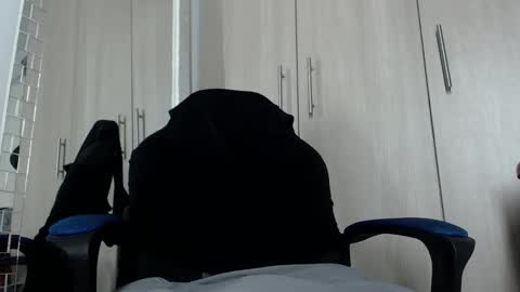 nassh_18 online show from October 16, 2025, 9:38 pm