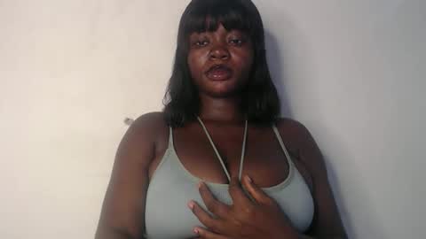 Amanda online show from October 3, 2025, 11:35 pm