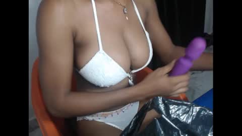 Snapshot of nasty_luna0 chatting on January 6, 2025, 4:36 am nasty_luna0 online show from January 6, 2025, 4:36 am