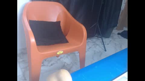 Snapshot of nasty_luna0 chatting on January 9, 2025, 11:03 am nasty_luna0 online show from January 9, 2025, 11:03 am