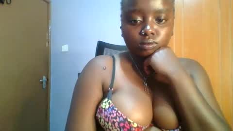 nasty_natty online show from September 15, 2025, 8:31 pm