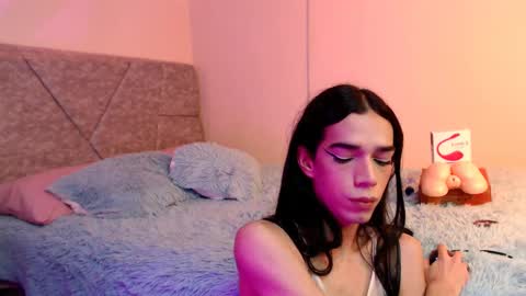 Snapshot of nastyfantasy1 chatting on December 20, 2024, 7:50 pm Desiree online show from December 20, 2024, 7:50 pm