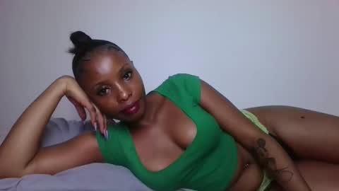 nastyivy1 online show from April 18, 2026, 7:01 am