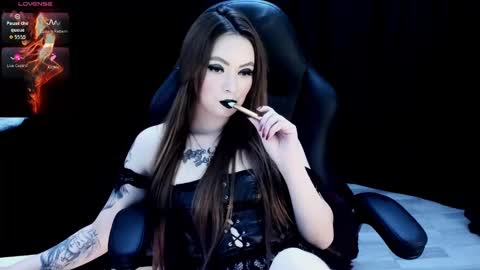 nastykatty_ online show from October 15, 2025, 8:53 pm