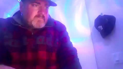 Snapshot of nastysubs69 chatting on December 22, 2024, 6:37 pm nastysubs69 online show from December 22, 2024, 6:37 pm