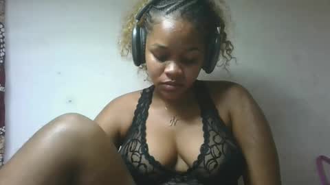 natachazz online show from May 5, 2026, 10:23 am