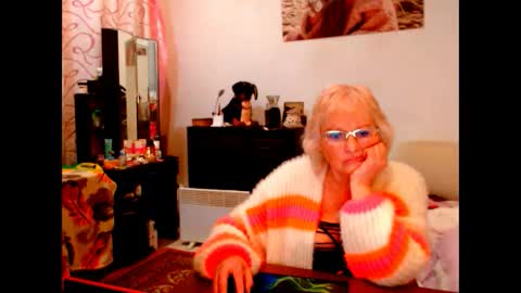 natali online show from February 3, 2025, 8:24 pm
