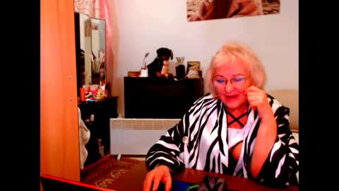 natali online show from February 8, 2025, 6:22 pm