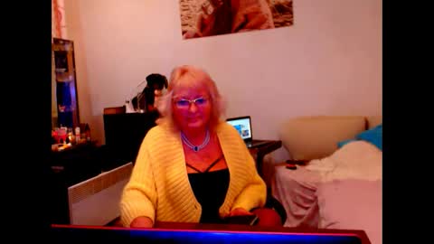 natali online show from March 2, 2025, 8:07 pm
