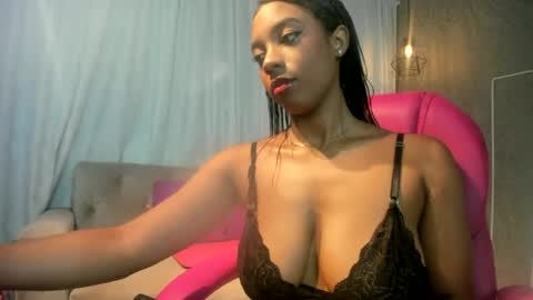 Snapshot of natali___ chatting on June 19, 2026, 1:15 pm NATALI KIDMAN online show from June 19, 2026, 1:15 pm