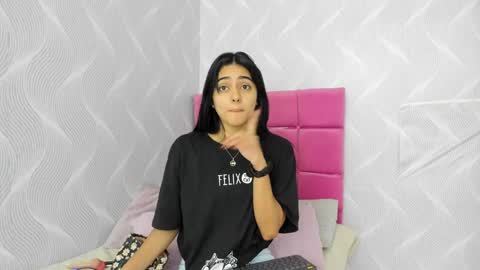 Naty  online show from January 5, 2025, 12:53 pm