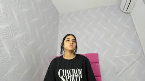 Naty  online show from January 9, 2025, 12:30 pm