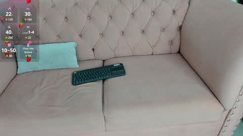 Naty  online show from January 31, 2025, 12:18 pm