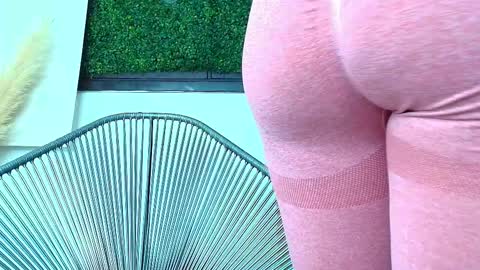 Naty  online show from February 13, 2026, 12:01 pm