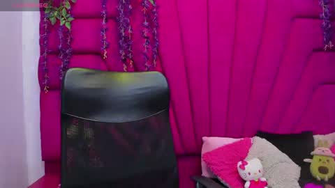 Snapshot of natalia_pinkk chatting on July 6, 2026, 3:03 pm natalia pinkk online show from July 6, 2026, 3:03 pm