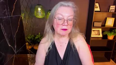 NataliCloud online show from May 31, 2026, 12:56 pm