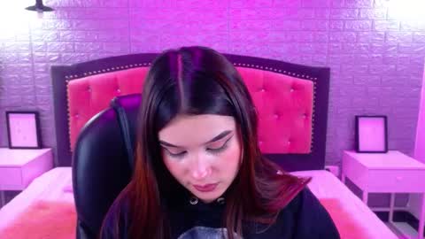 natalie  online show from October 11, 2025, 3:17 am