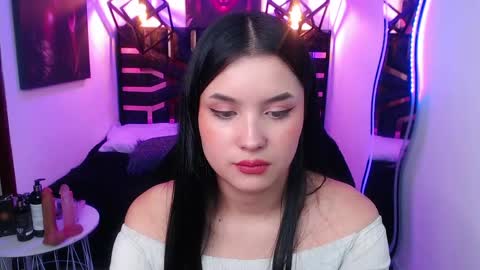 natalie  online show from May 16, 2026, 7:34 pm