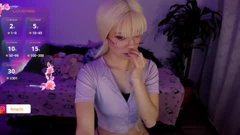 MissNatis online show from October 11, 2025, 2:33 am