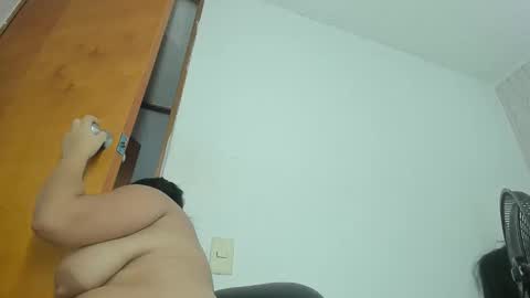 Snapshot of natalycarter_ chatting on October 28, 2025, 2:48 am natalycarter_ online show from October 28, 2025, 2:48 am