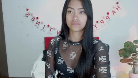 Nataly Escobar online show from September 24, 2025, 12:30 pm