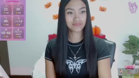 Nataly Escobar online show from October 2, 2025, 12:56 pm