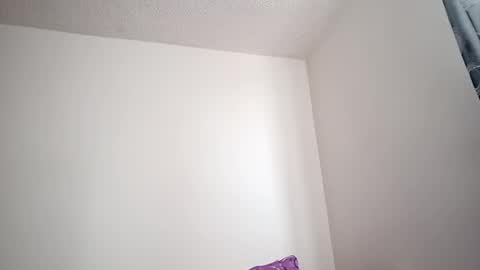 Natasha online show from February 6, 2025, 3:31 pm