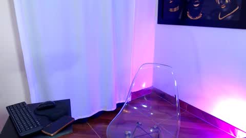 Natasha online show from October 28, 2025, 11:14 am