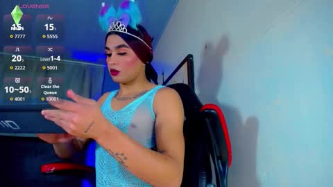 Snapshot of natasha_clifford chatting on November 12, 2025, 9:21 am natasha_clifford online show from November 12, 2025, 9:21 am