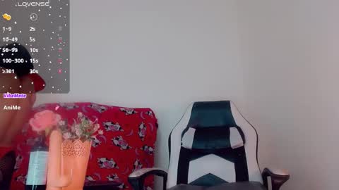 Snapshot of natasha_clifford chatting on January 6, 2026, 7:28 pm natasha_clifford online show from January 6, 2026, 7:28 pm