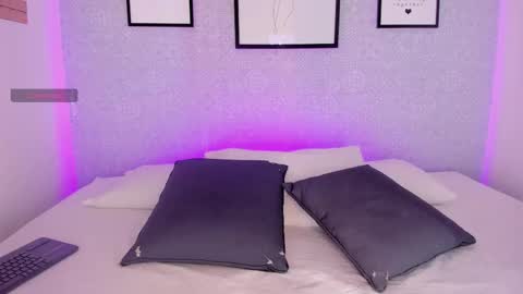  Natasha  online show from November 18, 2025, 11:03 am