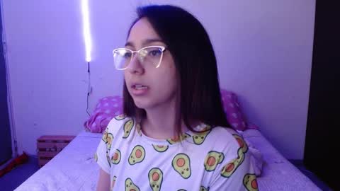 Naty Jg online show from February 24, 2025, 9:31 pm
