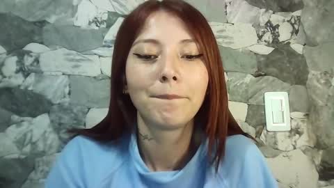 natalia online show from December 22, 2024, 2:49 am
