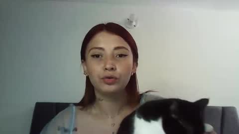 natalia online show from October 2, 2025, 4:03 pm