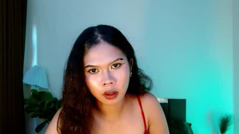 Snapshot of natasha_leigh chatting on March 31, 2026, 11:05 pm natasha_leigh online show from March 31, 2026, 11:05 pm