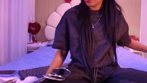 Snapshot of natasha_luna_ chatting on February 8, 2026, 7:17 pm Natasha online show from February 8, 2026, 7:17 pm