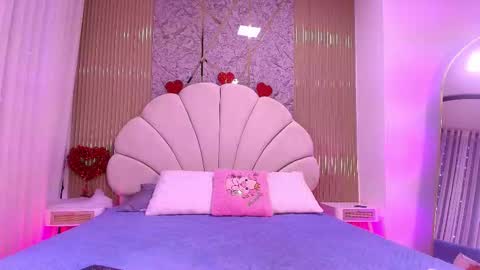 Snapshot of natasha_luna_ chatting on February 28, 2026, 7:15 pm Natasha online show from February 28, 2026, 7:15 pm