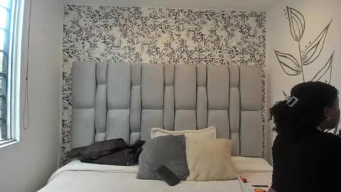 N A T A S H A online show from October 4, 2025, 7:34 pm