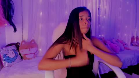 Natasha  online show from December 25, 2024, 4:22 am